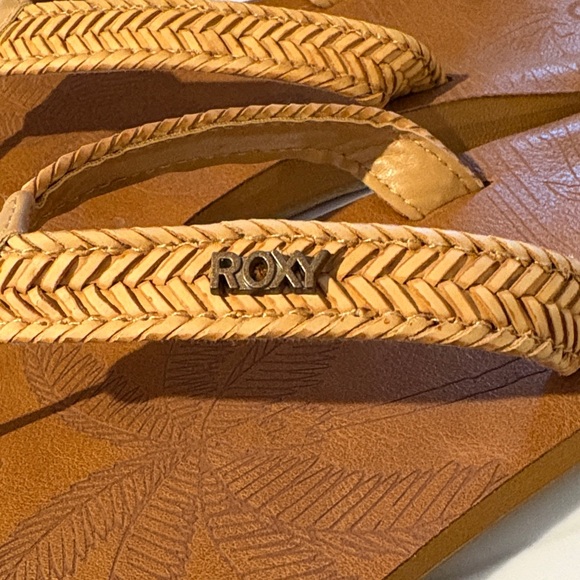 Roxy Tan Woven Strap Sandals tan size 9 brand new - Picture 4 of 4